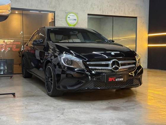MERCEDES-BENZ A 200 1.6 TURBO 16V FLEX 4P AUTOMÁTICO